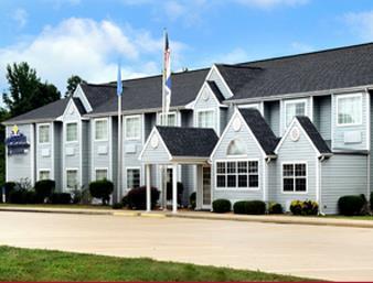 Microtel Inn & Suites By Wyndham Broken Bow Exterior photo